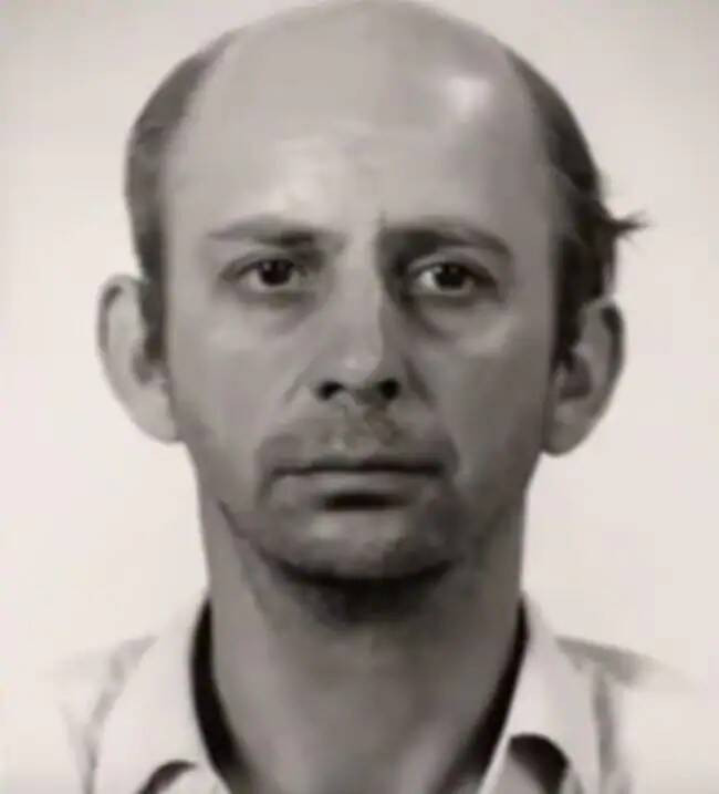 Là sát nhân hàng loạt khét tiếng nước Đức, Joachim Kroll (1933 - 1991) được biết với các biệt danh như "kẻ ăn thịt người Duisburg", "kẻ săn mồi vùng Ruhr".