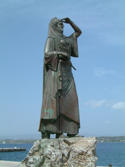 Hai năm sau, cuộc cách mạng có sự tham gia của nữ tướng Bouboulina giành được nhiều thắng lợi cho Hy Lạp. Tuy nhiên, thắng lợi này không kéo dài bao lâu.