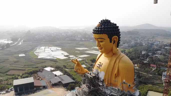 Vào năm 2008, chùa được tôn tạo. Đến đầu năm 2015, chùa Khai Nguyên khởi công xây dựng bức Đại tượng Phật A Di Đà, nguyện cầu quốc thái dân an thế giới hòa bình.