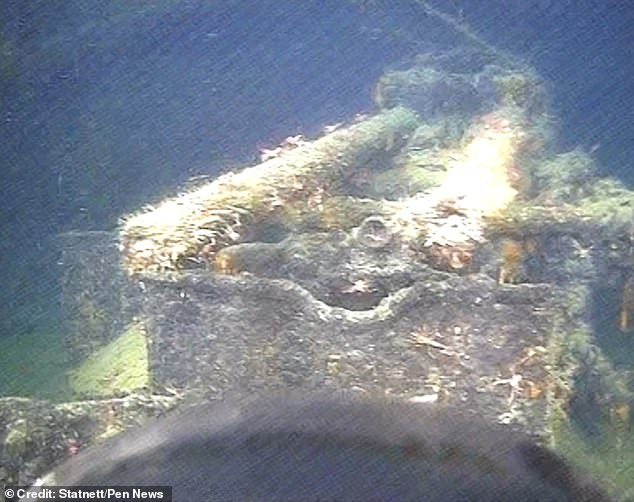 Trong suốt nhiều năm, vị trí xác tàu chiến Karlsruhe là một bí ẩn. Vì vậy, các chuyên gia nỗ lực tìm kiếm nơi xác tàu này "yên nghỉ".