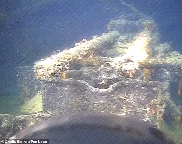 Trong suốt nhiều năm, vị trí xác tàu chiến Karlsruhe là một bí ẩn. Vì vậy, các chuyên gia nỗ lực tìm kiếm nơi xác tàu này "yên nghỉ".