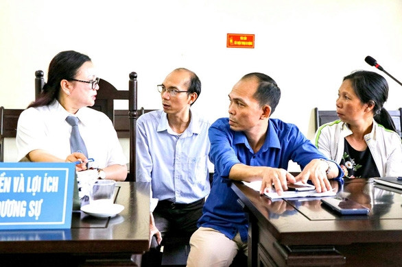 3 me con o Dien Bien mang an oan 30 nam nhan boi thuong 5,7 ti dong