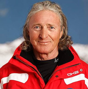 "Chỉ có nửa cơ thể con vật lộ ra trên tuyết. Da nó trông như da thuộc, hoàn toàn không có lông. Tôi chưa từng thấy thứ gì như vậy", Oberlechner (trong ảnh) miêu tả về xác ướp sơn dương 400 tuổi.