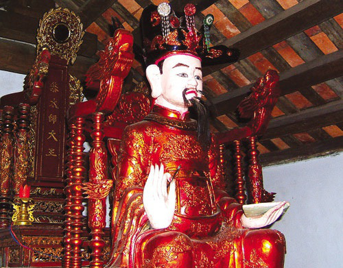 Lê Văn Thịnh quê ở huyện Gia Bình, tỉnh Bắc Ninh ngày nay. Sau khi đỗ đầu trong kỳ thi Minh Kinh bác học năm 1075, ông được giao nhiệm vụ dạy học cho vua Lý Nhân Tông. Lê Văn Thịnh chính là người thầy đầu tiên của bậc đế vương nước Việt.