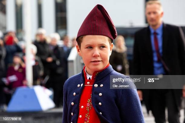 Hoàng tử Christian là con trai cả của Thái tử Đan Mạch Frederik và là cháu của Nữ hoàng Margrethe II. Vị hoàng tử này là người thứ 2 thừa kế ngai vàng của hoàng gia Đan Mạch (sau bố - Thái tử Frederik).
