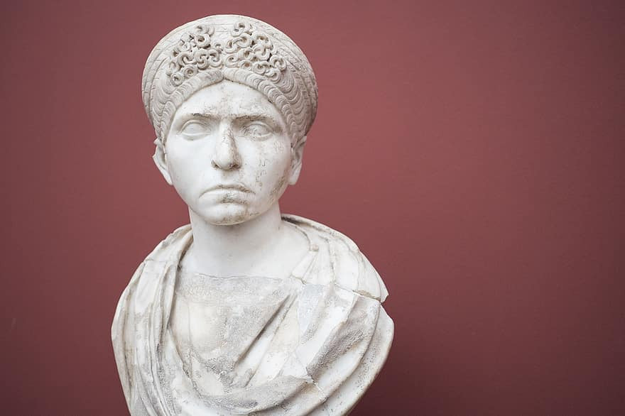 Thông qua những kiệt tác nghệ thuật này, hậu thế có thể giải mã một số bí mật về cuộc sống của người xưa như quan niệm, chuẩn mực về vẻ đẹp, niềm tin tôn giáo...