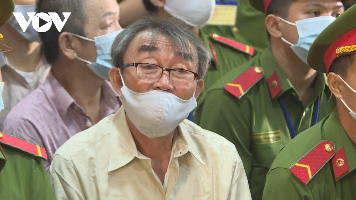 De nghi 22 -24 nam tu cho nguoi cam dau nhom khung bo tru so cong an