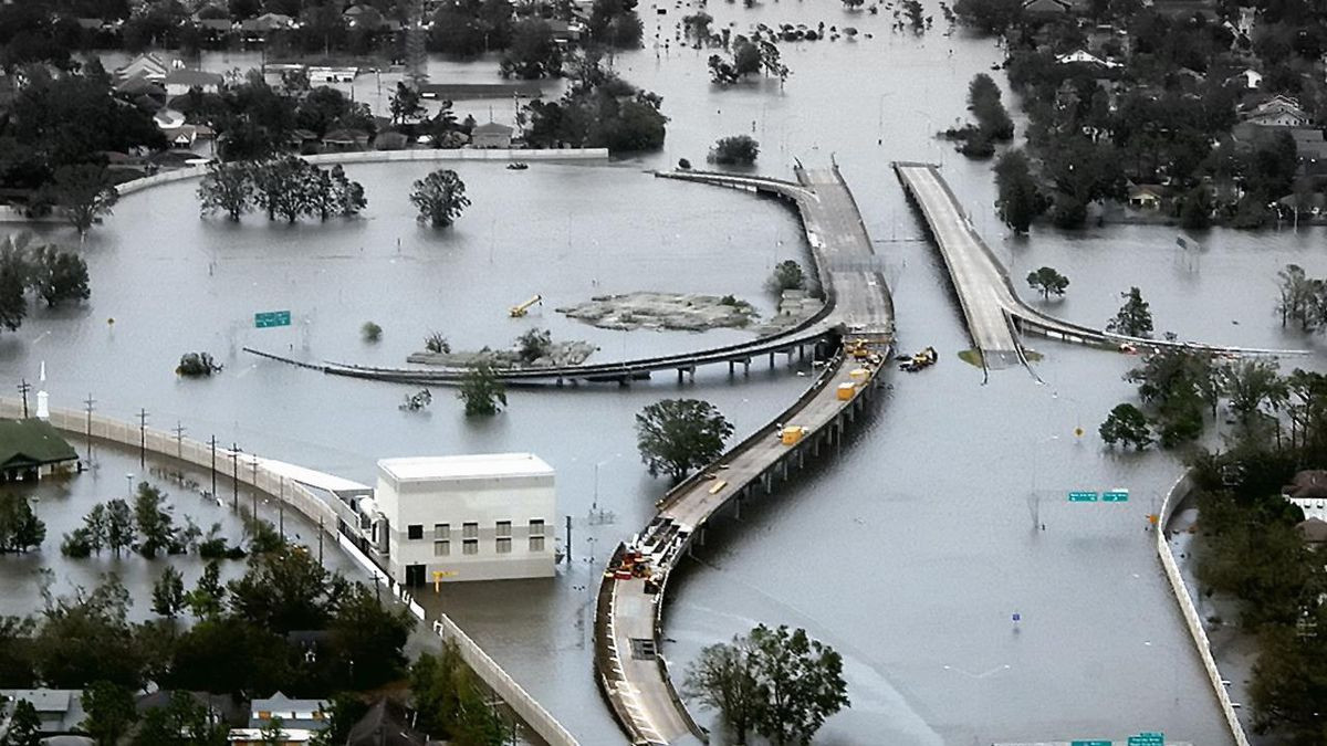 Kể từ khi siêu bão Katrina đổ bộ vào nước Mỹ, những nỗ lực hồi sinh các bang bị ảnh hưởng của người dân và chính quyền địa phương đã làm thay đổi tình hình. Theo đó, các bang như Louisiana từng bước phục hồi và phát triển kinh tế.