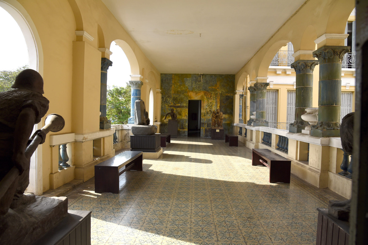 Mỗi khu vực trong bảo tàng gây ấn tượng với công chúng khi được lát bằng nhiều kiểu gạch bông có hoa văn khác nhau.