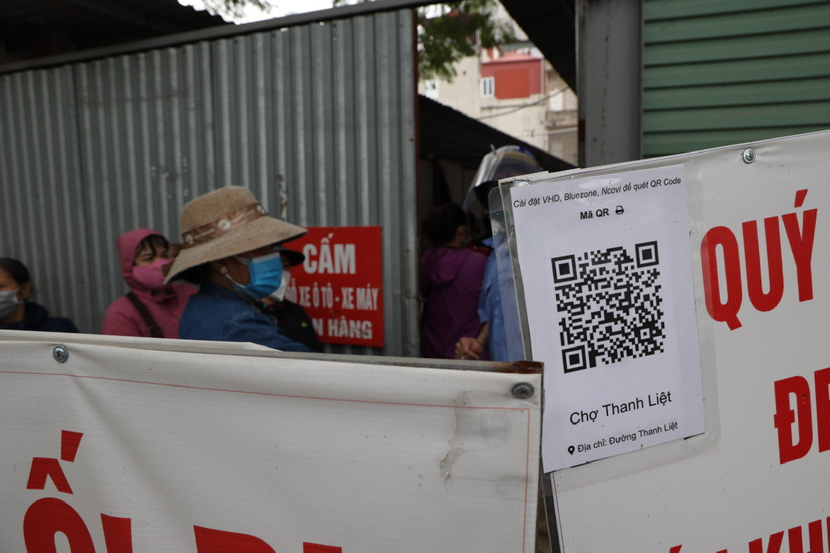 Kết quả test nhanh và PCR đều dương tính với SARS-CoV-2. Chị T.N cũng đã nghỉ bán hàng tại chợ cách đây 2 ngày.