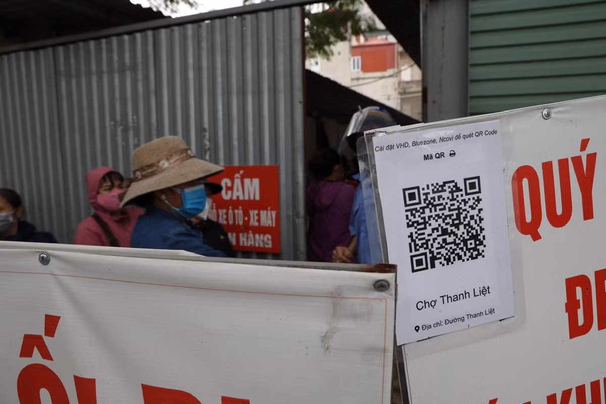 Kết quả test nhanh và PCR đều dương tính với SARS-CoV-2. Chị T.N cũng đã nghỉ bán hàng tại chợ cách đây 2 ngày.