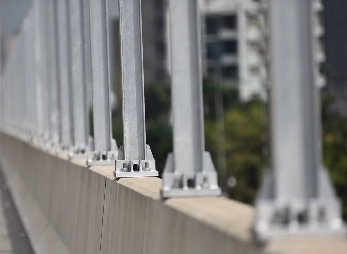 Sau khi hoàn thiện, tác dụng của hạng mục này là hạn chế tiếng ồn của xe cơ giới ảnh hưởng đến khu vực dân cư dọc tuyến đường Vành đai 3.