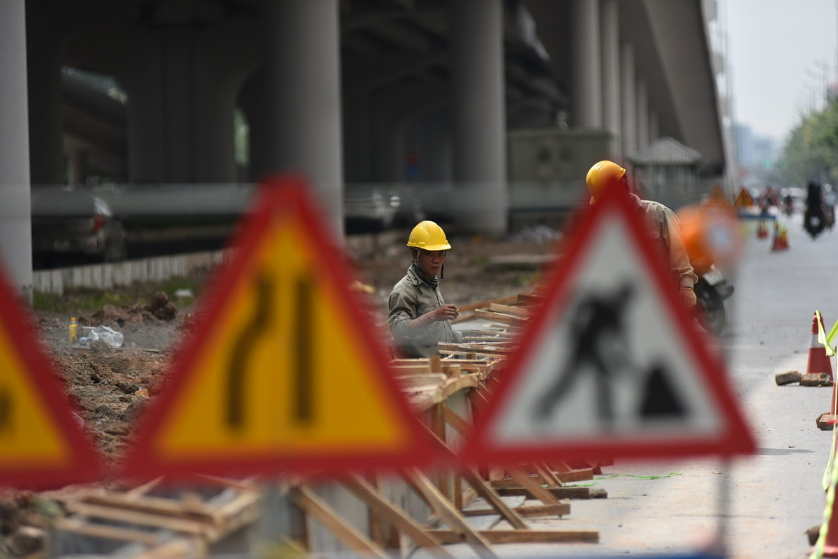 Trong thời gian vừa qua, việc thi công cũng đã phải tạm dừng một thời gian do dịch COVID-19.