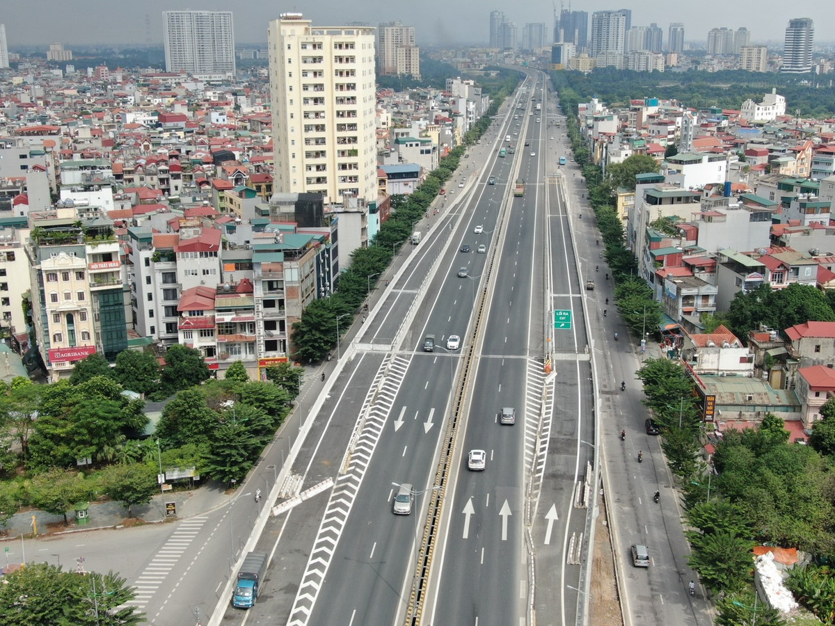 Sau khi hoàn thiện, các lối lên xuống này sẽ giúp đồng bộ kỹ thuật đường Vành đai 3 trên cao và dưới thấp, đảm bảo giao thông thuận tiện cho người dân tại các nút giao đã được chọn trên toàn tuyến.