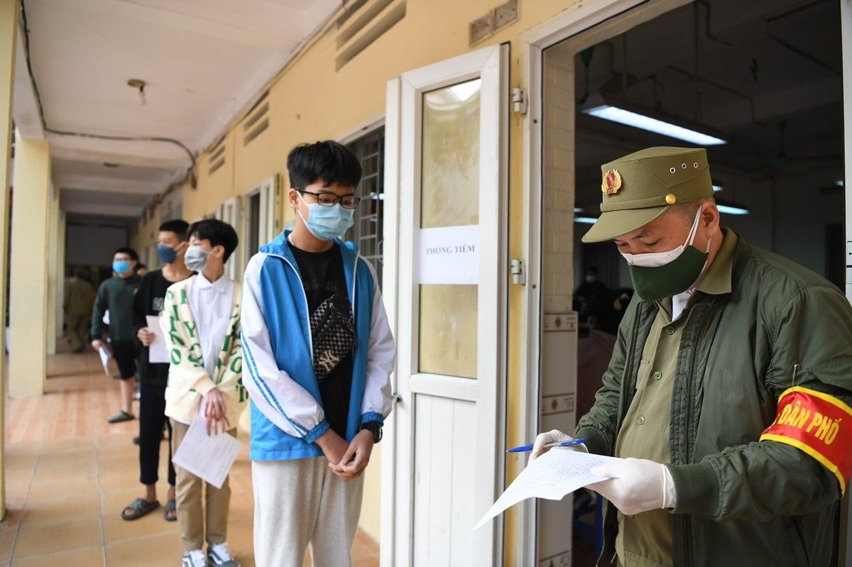 Sở Y tế Hà Nội đã phân bổ 137.724 liều vắc-xin Pfizer để tiêm mũi 1 cho trẻ em ở độ tuổi 14.