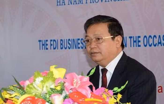 De nghi ky luat nguyen Chu tich Ha Nam Nguyen Xuan Dong