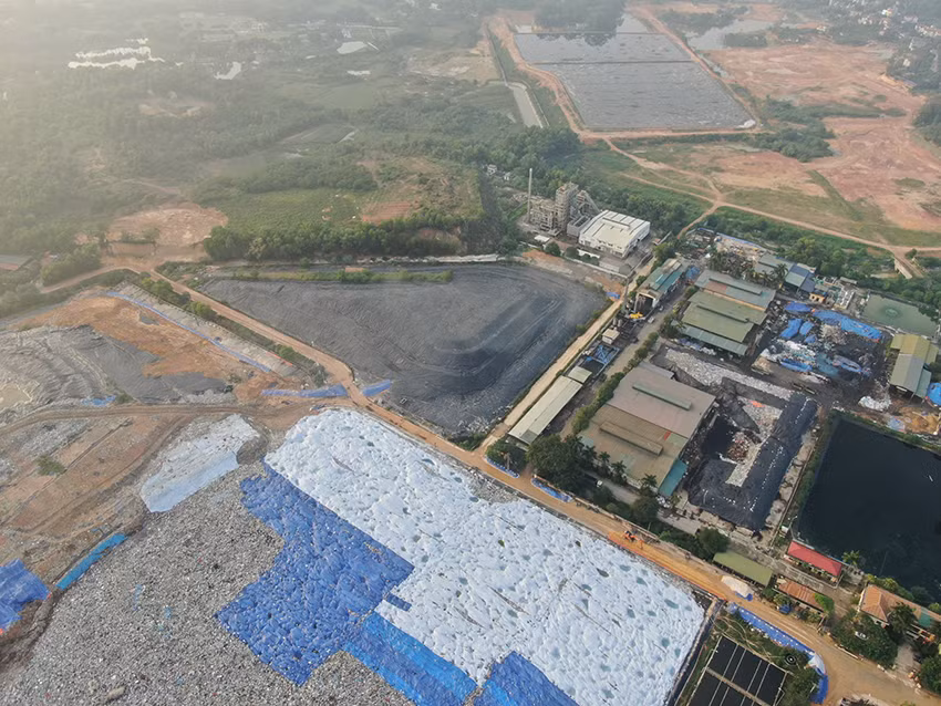 Hiện các hồ nước rác không còn khả năng lưu chứa thêm, mực nước rác lưu chứa tại các hồ đều vượt cao độ lưu chứa an toàn.