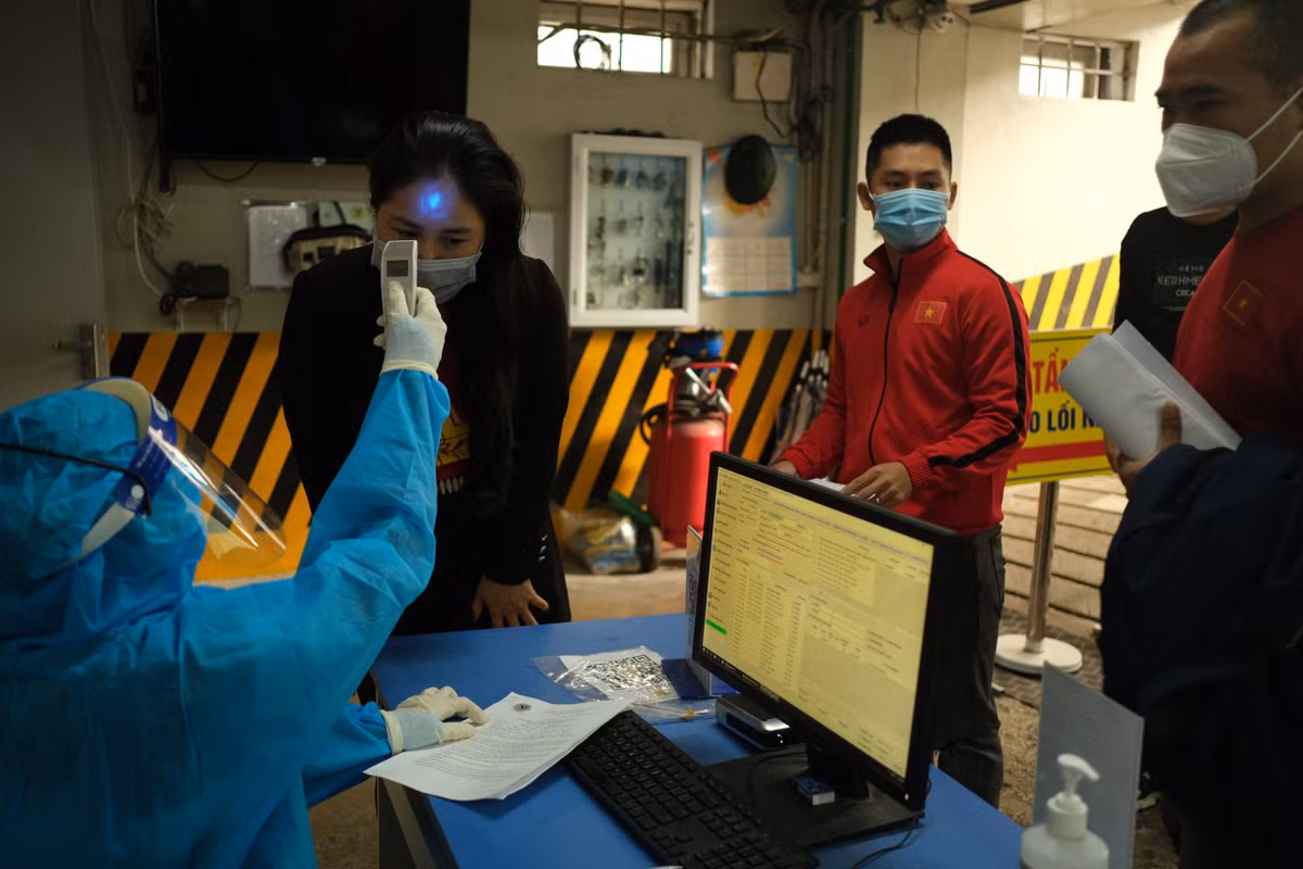 Theo đó, mỗi lần xét nghiệm sẽ mất 100.000 đồng và chờ trong khoảng 20 phút.