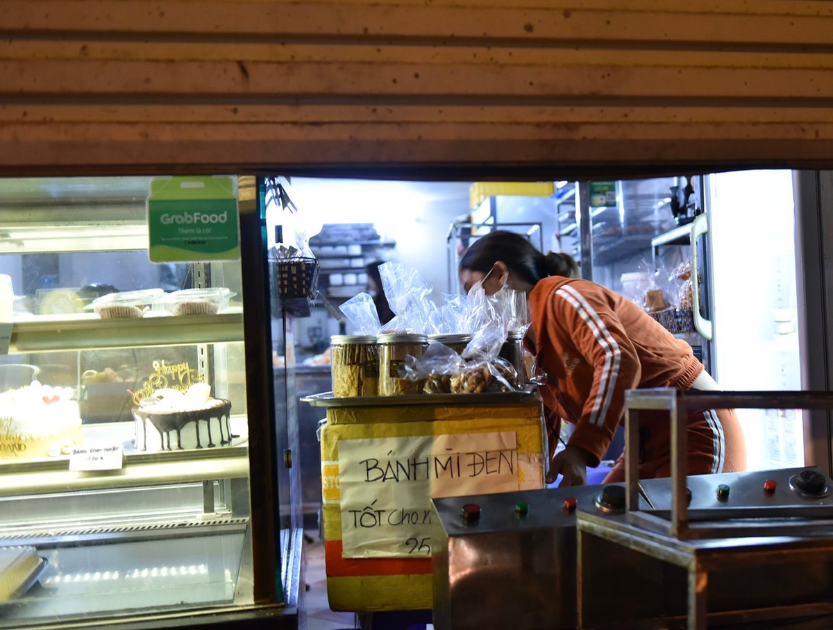 Cụ thể, thực hiện trên toàn địa bàn Thành phố Hà Nội phòng dịch ở cấp độ 2, một số xã phường sẽ thực hiện phòng dịch ở cấp độ 3, 4.