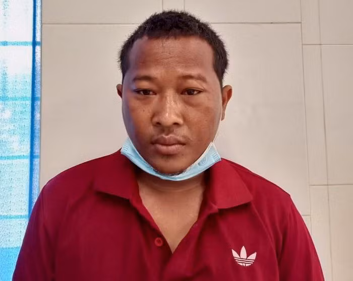  Giết, hiếp dâm chủ nhà vì xin tiền không cho: Giữa đêm khuya, Mấu Điện (27 tuổi, ngụ thôn Giải Phóng, xã Cam Phước Đông, TP Cam Ranh, Khánh Hòa) đến nhà bà Mấu Thị X. (ngụ cùng thôn) xin tiền nhưng không được đã quay ra giết người rồi hãm hiếp, cướp tài sản. Ngày 23/2, Công an tỉnh Khánh Hòa cho biết đang tạm giữ Điện để điều tra, làm rõ. 