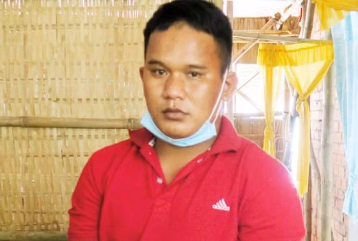  Cần tiên tiêu, nam thanh niên lên kế hoạch bán đất hàng xóm: Hết tiền tiêu xài, Thạch Chệm (SN 1991, ngụ huyện Duyên Hải, Trà Vinh) vờ người thân có miếng đất cần bán, sau đó dựng chuyện chiếm đoạt 100 triệu đồng của bị hại. Ngày 23/2, VKSND huyện Duyên Hải cho biết vừa phê chuẩn Quyết định khởi tố, bắt tạm giam Chệm. 