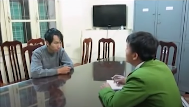 Tại cơ quan điều tra, Đạt khai nhận sống lang thang, không nghề nghiệp ổn định, là người ham chơi bời, có các mối quan hệ phức tạp. Do cần tiền ăn tiêu nên Đạt nảy sinh ý định cướp tài sản của xe ôm.