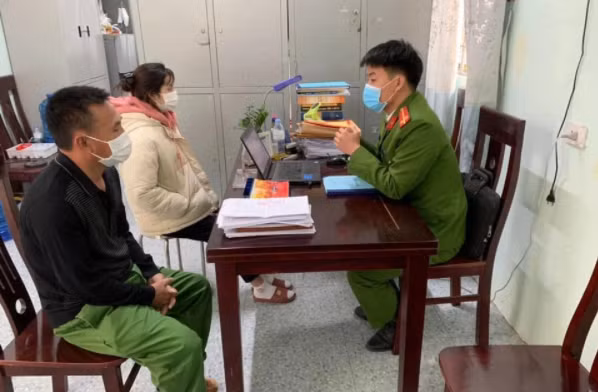 Đến 17/2, sau nhiều ngày tìm kiếm không được, gia đình ông L. đã trình báo sự việc lên Công an xã Quỳnh Giang, huyện Quỳnh Lưu và đăng lên MXH về sự việc mất tích này. Khi thông tin tìm kiếm mình được cộng đồng mạng chia sẻ rộng rãi, G. đã xem được và báo tin về nhà.Hiện chưa rõ nguyên nhân khiến nữ sinh G. lại đi khỏi nhà ra tận Hà Nội suốt 20 ngày qua.