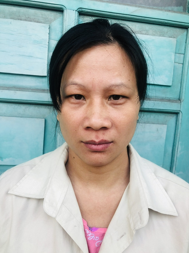 Khi cơn "say tình" lên cao, Xin thường xuyên pha thuốc ngủ cho chồng uống để được tự do đi lại với người tình. Có lần, hai người bàn nhau cắt phanh xe máy của anh T, sau đó chặn đường đánh rồi giả làm hiện trường tai nạn. Hai kẻ "mèo mả, gà đồng" sốt ruột vì mãi mà những kế hoạch hạ sát anh T. vẫn chưa thể thành công. Thủ bàn với Xin phải "hành động" ngay. Theo đó, Thủ sẽ nấp ở đoạn đường vắng, nơi anh T hay đi làm qua. Xin có nhiệm vụ ở nhà gọi điện báo cho người tình ngày, giờ anh T. đi.