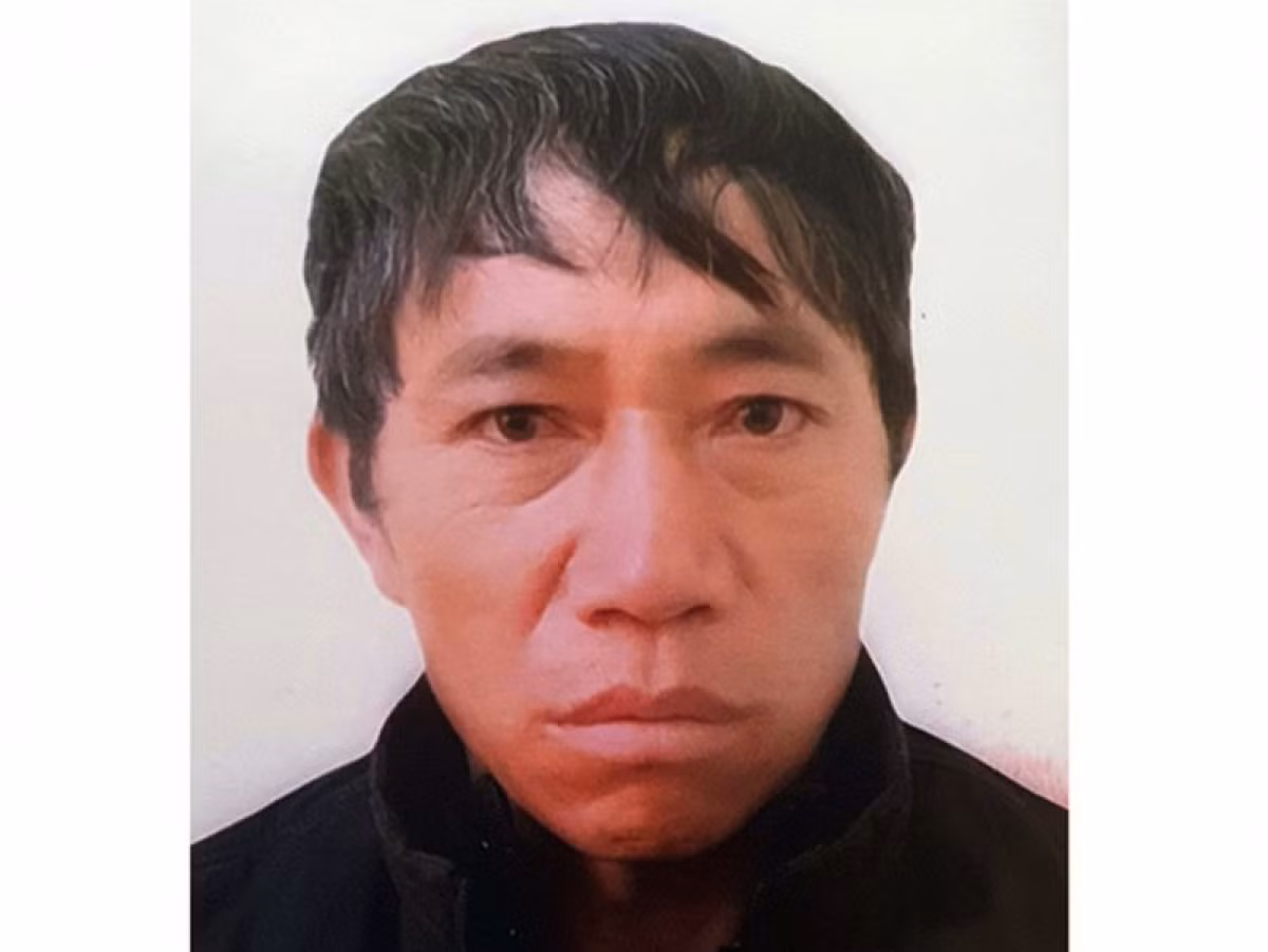  Giết hàng xóm vì nghi bị “bỏ bùa”: Nghi ngờ ông Sình Sía Cho (SN 1945, trú tại thôn Cẳng Tằng, xã Lũng Cú, huyện Đồng Văn, tỉnh Hà Giang) làm ma “Ngũ hải” để hại người thân của mình, Sình Pà Mỷ (SN 1976, trú cùng địa phương) đã tìm đến gặp ông Cho và sát hại ông này. Ngày 11/1, Công an tỉnh Hà Giang đã khởi tố, bắt tạm giam Mỷ. 