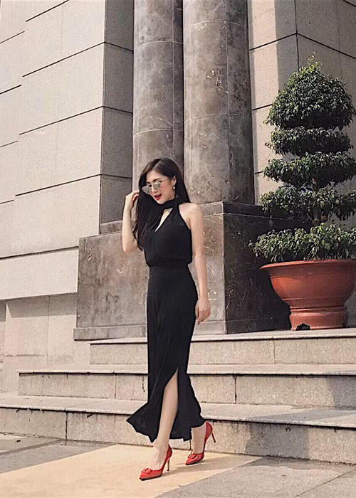 Trở về sau chuyến lưu diễn ở Australia, sao Việt Hương Tràm không nghỉ ngơi mà tiếp tục chạy show.