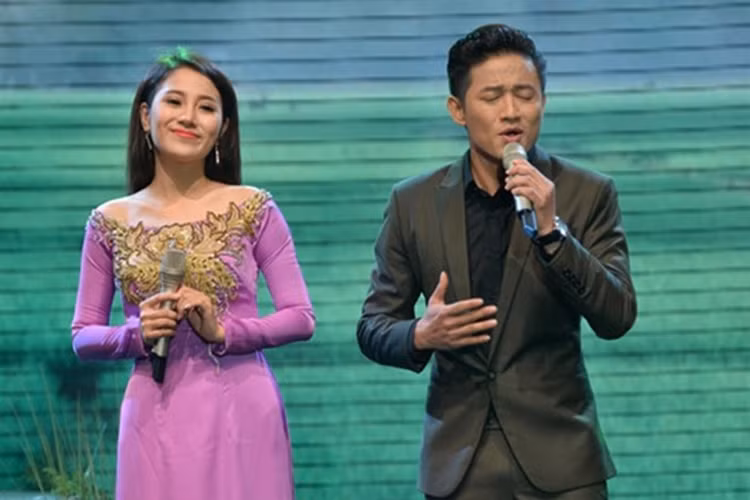 Về tin đồn hẹn hò Quý Bình, Tố My chia sẻ: “Đâu có phải cứ 1 cái bắt tay, 1- 2 lần đi ăn chung mà bị đồn đoán thì kỳ lắm”. Ảnh: Khám Phá