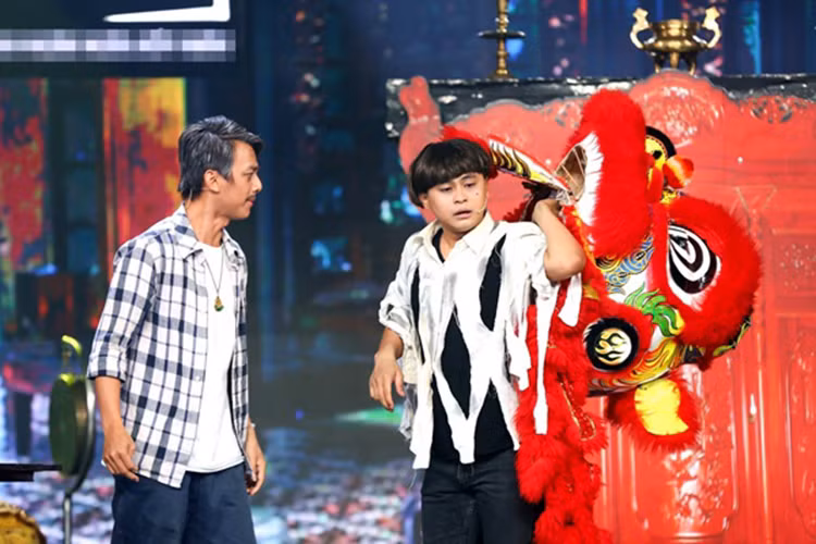 Biết ngoại hình không phải là lợi thế, ngay từ lúc đi học, La Thành đã hướng mình chọn các vai độc và lạ. Nhờ tài năng, anh gây ấn tượng dù đóng vai phụ. Ảnh: Vietnamnet