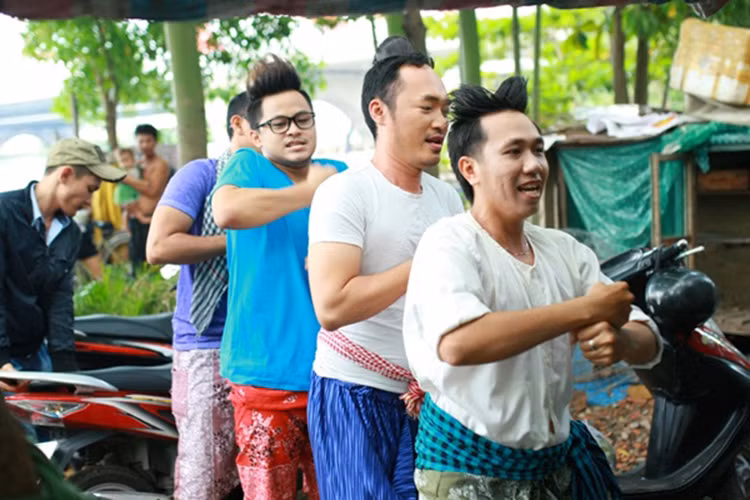 La Thành học tại trường Cao đẳng Giao thông vận tải. Sau khi tốt nghiệp, anh quyết định thi lại trường sân khấu điện ảnh và lần này La Thành trúng tuyển. Ảnh: Yeah1