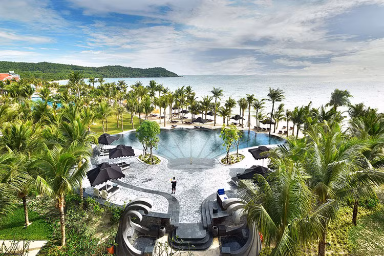 Trong tất cả các phòng nghỉ hướng ra biển của khu nghỉ dưỡng, biệt thự ven biển bốn phòng ngủ Lamarck House là nơi có khung cảnh ấn tượng nhất.