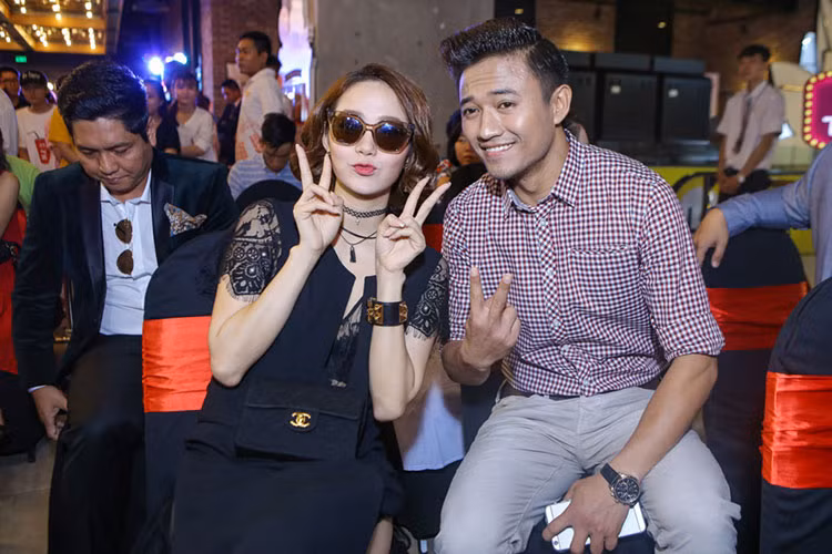 Trước tin đồn hẹn hò, Quý Bình và Minh Hằng khẳng định cả hai chỉ là đồng nghiệp thân thiết. Sau khi kết thúc việc quảng bá bộ phim, Quý Bình và Minh Hằng hiếm khi hội ngộ. Ảnh: Zing