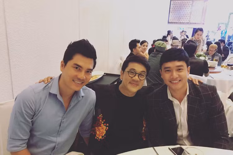 Diễn viên Thành Được, Thành Lộc và Quốc Trường (từ trái sang phải) cùng nhiều sao Việt khác dự đám cưới của Lê Phương tại Sài Gòn