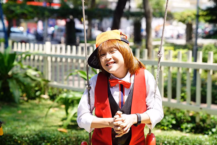 Thiên Khôi rất thần tượng 2 ca sĩ nổi tiếng thế giới: Bruno Mars và Justin Bieber. Với Bruno Mars, em thích chất giọng và khả năng sáng tác. Với Justin Bieber, Thiên Khôi ngưỡng mộ cách hát mộc mạc và khả năng vũ đạo điêu luyện.