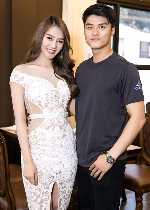 Sau khi công khai chuyện tình cảm, Lâm Vinh Hải bất ngờ bị vợ cũ tố yêu Linh Chi khi còn chưa ly hôn. Lập tức, cặp đôi bị dư luận ném đá. Ảnh: Thể thao văn hóa