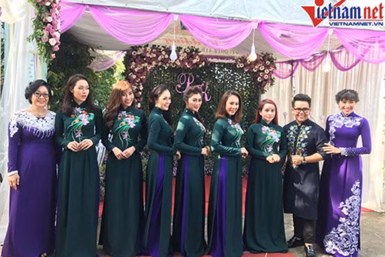 Dàn nữ diễn viên: Diệp Bảo Ngọc, Dương Cẩm Lynh, Thúy Diễm, Thanh Trúc làm phù dâu cho Lê Phương. Ảnh: Vietnamnet