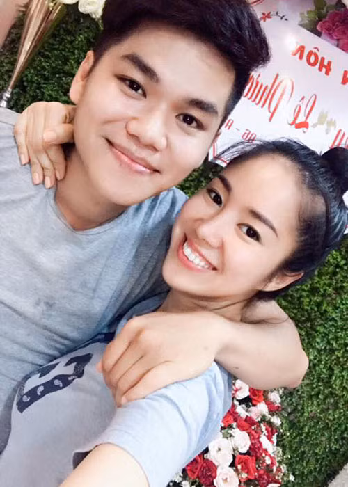 Hot Face sao Viet 24h: Le Phuong tuoi roi o le cuoi que chu re