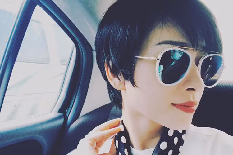 Ngô Thanh Vân xinh đẹp, cá tính với mái tóc ngắn mới cắt.