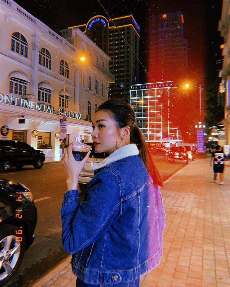 Diem Huong tai xuat voi guong mat ngay cang khac la-Hinh-6