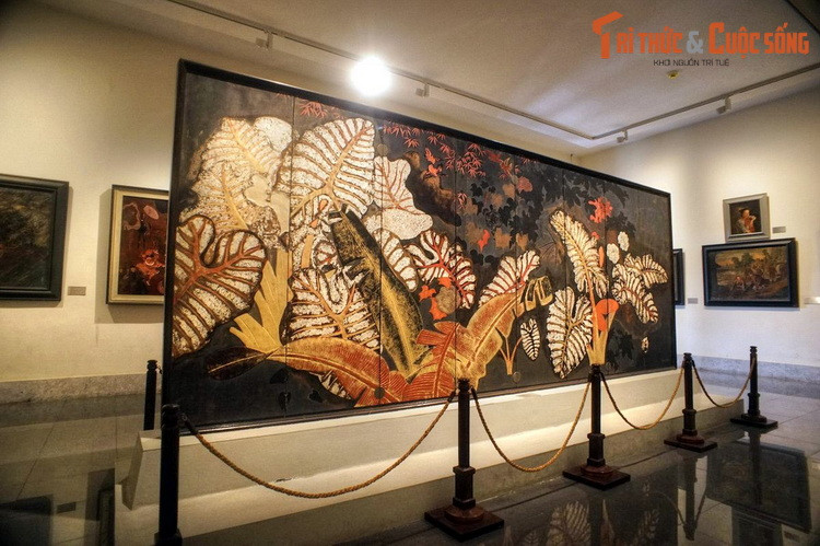 Ngày nay, Bảo tàng Mỹ thuật Việt Nam lưu giữ trên 18.000 hiện vật tiêu biểu cho nền mỹ thuật Việt Nam từ thời tiền sử cho đến đương đại. Nhiều danh họa Việt Nam có tác phẩm trưng bày ở đây như Nguyễn Gia Trí, Tô Ngọc Vân, Trần Văn Cẩn, Nguyễn Phan Chánh, Lương Xuân Nhị...