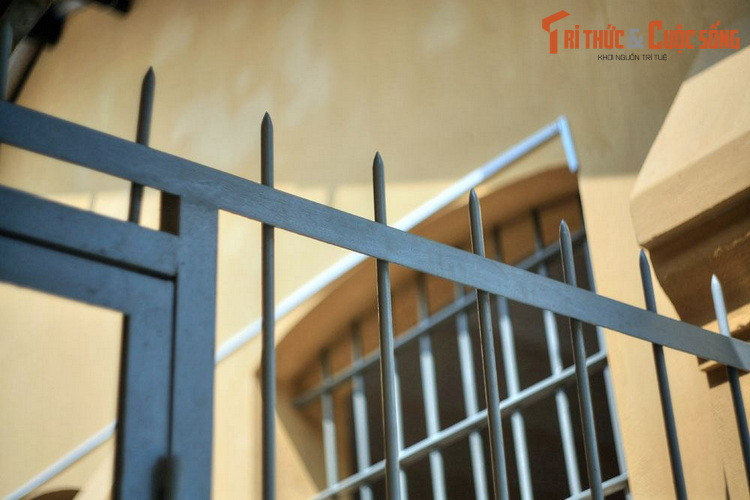 Sau năm 1954, Mỹ - Diệm cũng sử dụng và mở rộng thêm khám đường Tây Ninh. Những biện pháp tra tấn hiện đại kiểu Mỹ được áp dụng để truy bức tù nhân - không chỉ là tù nhân cách mạng mà có cả giới trí thức và những người chống đối chế độ tay sai Ngô Đình Diệm.