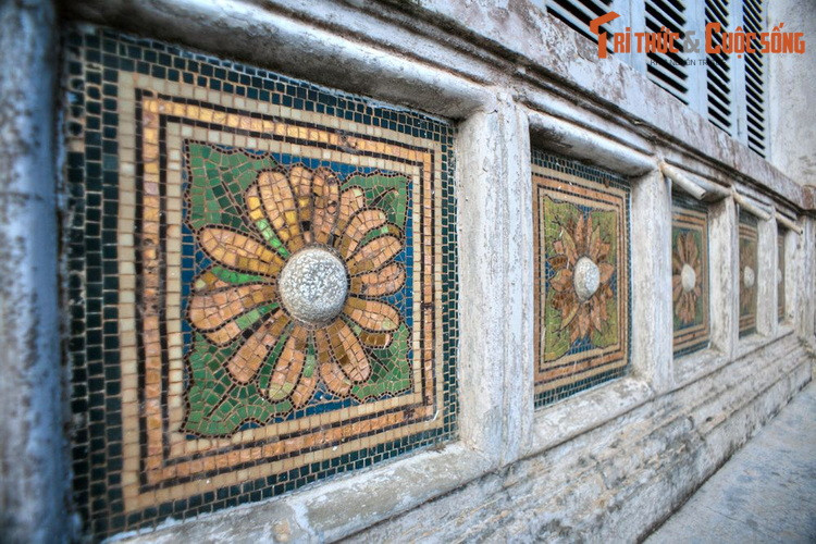 Không rõ lời kể nào là chính xác, nhưng có một điều chắc chắn là vua Thành Thái đã có những phút giây hạnh phúc bên người vợ mới cưới ở Bạch Dinh, trong thời kỳ u ám khi chịu sự quản thúc của người Pháp.