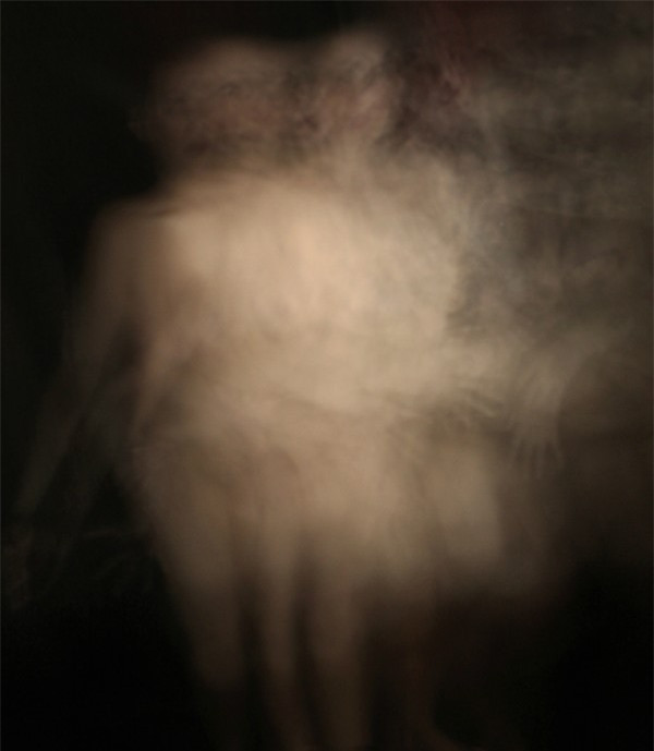 Ở một số trường hợp, đánh thức người đang mơ giữa chừng có thể gây tâm lý khó chịu, cáu gắt, thậm chí dẫn đến rối loạn thần kinh.