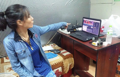 Bà Ngọt kể lại việc chiếc loa vi tính của chồng có hàng triệu yên Nhật. Theo bà, đó chính là chiếc loa chị Hồng có được.