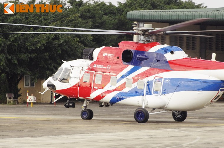 Sau màn trình diễn của Ansat là sự xuất hiện của Mi-171A2 - nhân vật dành được nhiều sự quan tâm nhất trong buổi chiều qua tại Sân bay Gia Lâm.