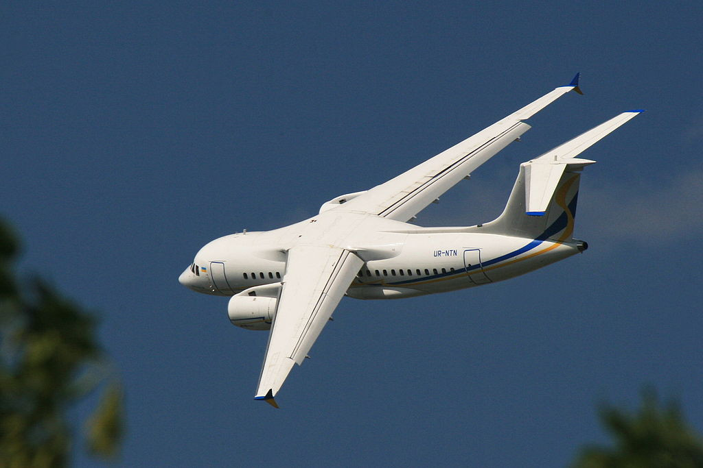 Hiện tại tổng cộng đang có 37 chiếc An-148 đang được đặt hàng trên khắp thế giới trong đó Bộ quốc phòng Nga là khách hàng lớn nhất đặt 15 chiếc. Các hãng hàng không khác như Ukraine, Cuba, Triều Tiên đều đặt từ 2 tới 6 chiếc. Nguồn ảnh: Sina.