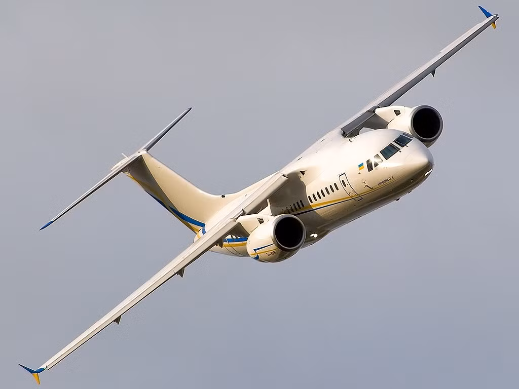 Tổng cộng hiện tại An-148 đang có 4 phiên bản bao gồm An-148-100A, An-148-100B, An-148-100E và phiên bản cải tiến sâu là An-158. Nguồn ảnh: Sina.